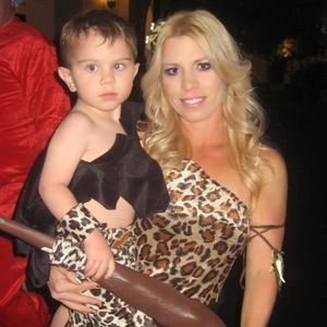 Meet your Posher, Tomi